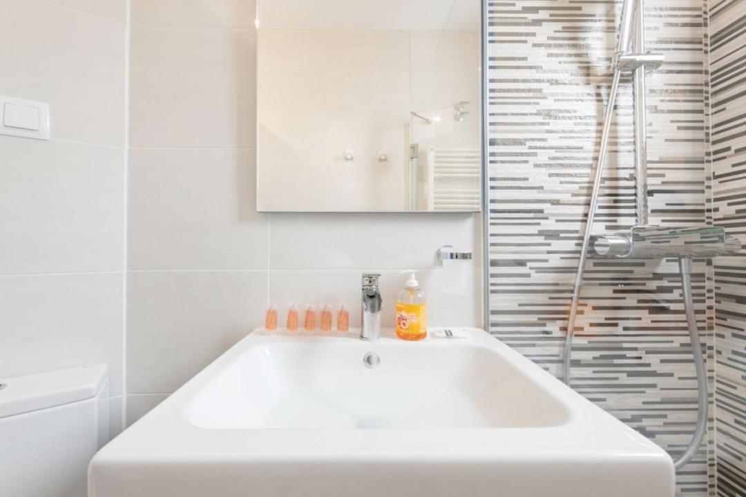 2Bd 1Bth Furnished - Nuevos Ministerios Apartment มาดริด ภายนอก รูปภาพ